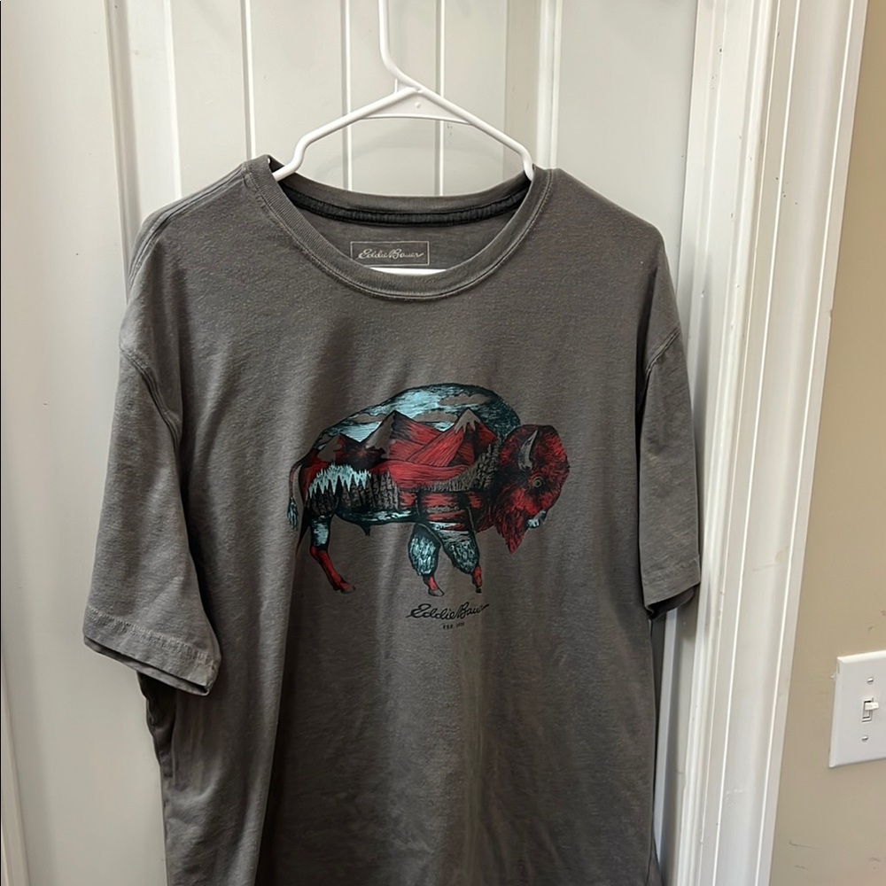 Eddie Bauer Gray and Red Short Sleeve Tee
